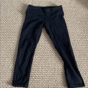 Lulu Lemmon cropped leggings